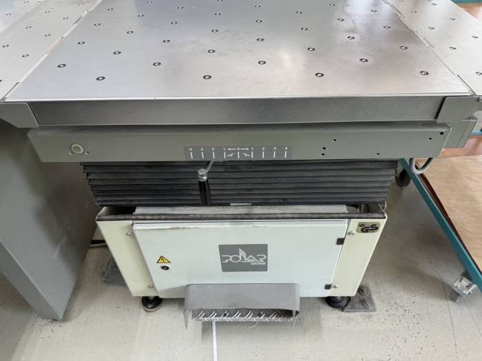 Polar R-2 Vibrating Table Pic 3