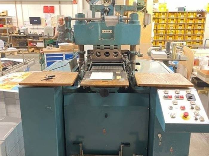 Polygraph FOMM hot stamping and embossing press, POMA Pic 6