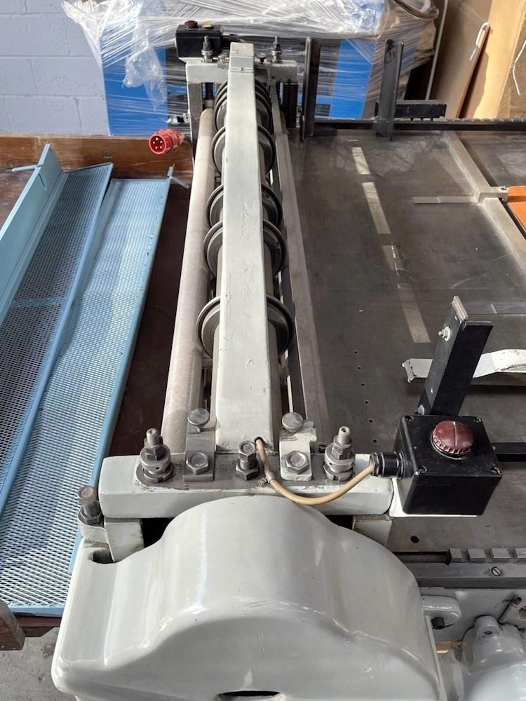 Polygraph LS 1300 Board Cutter Pic 4
