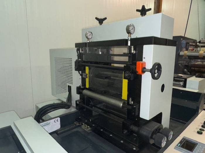 Prisma LF 330 Pic 12