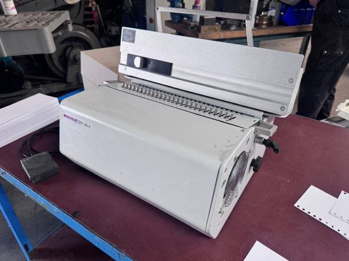 Renz DTP 340 A punching machine Pic 3