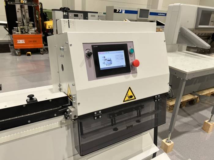 Renz Mobi 500 semi-automatic spiral binding machine Pic 4