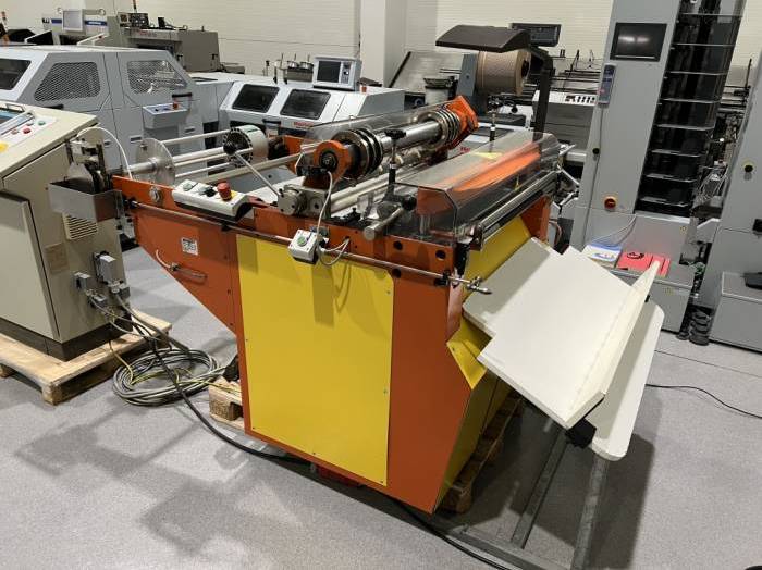 Robust 800 Roll-to-Sheet Slitter Pic 3