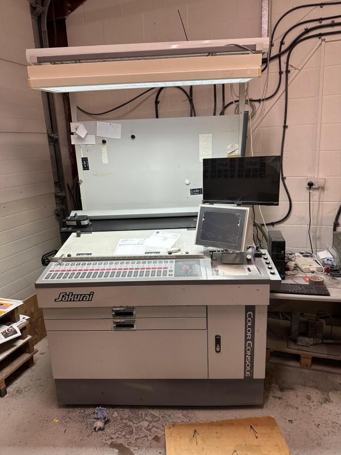 Sakurai Oliver 572 ED2 Coater Pic 2