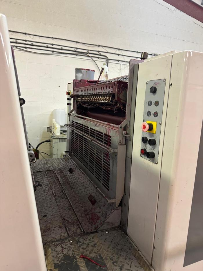 Sakurai Oliver 572 ED2 Coater Pic 8