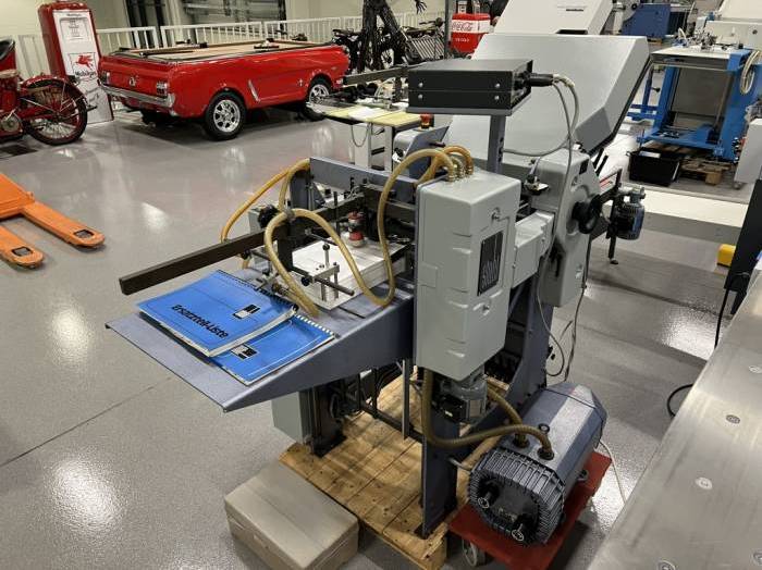 STAHL T36 4 Pharmaceutical Folding Machine Pic 8