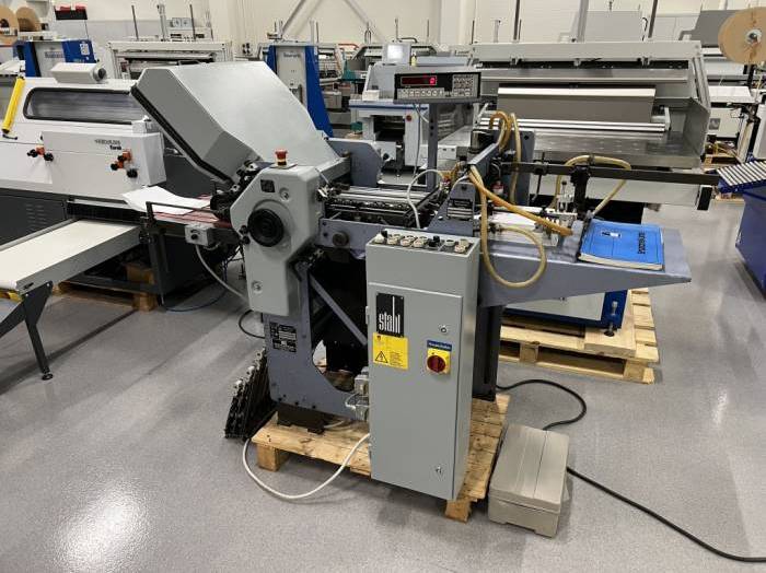 STAHL T36 4 Pharmaceutical Folding Machine Pic 1