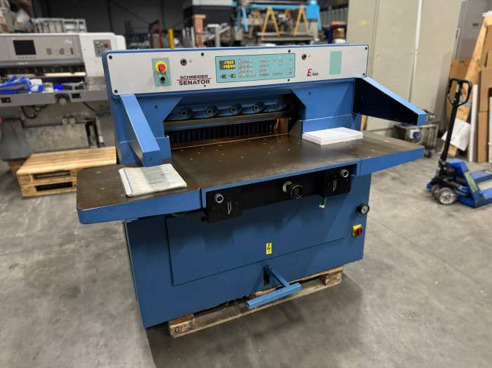 Image1 Schneider Senator 76 E-line
