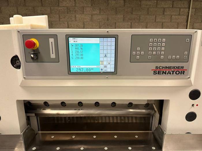 Schneider Senator 78 E-Line Pic 3
