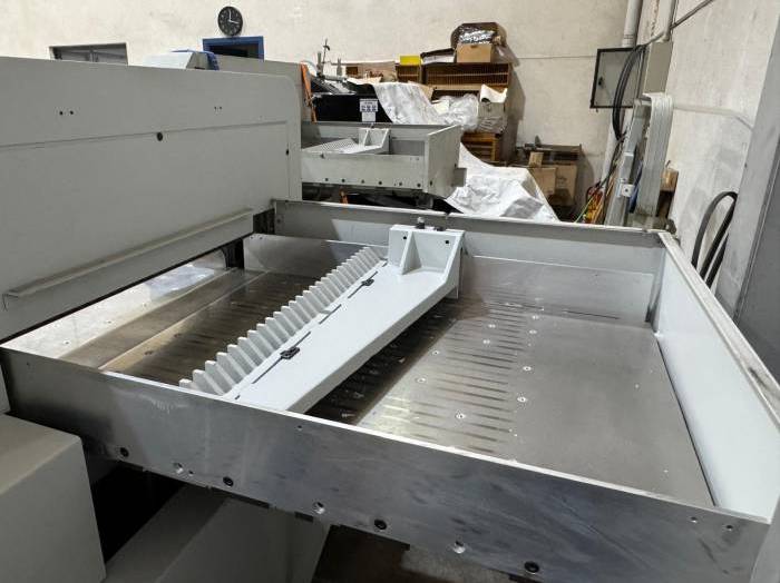 Schneider Senator 92 E Pic 6