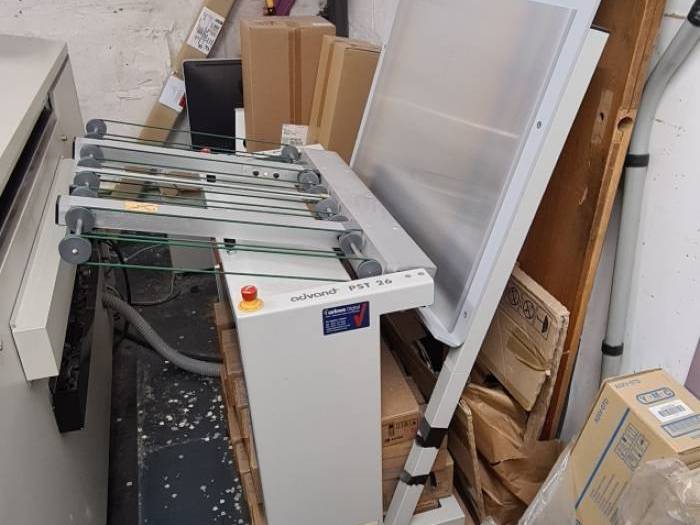 Screen PT-R 4300 S Pic 4
