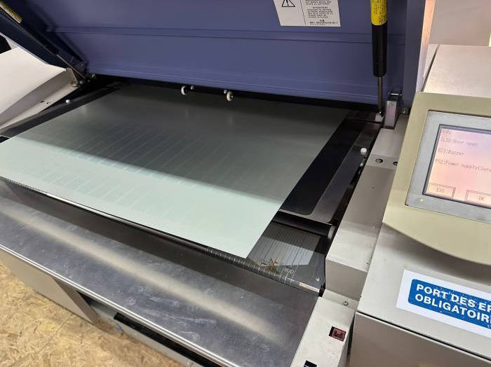 Screen PT-R 4300 S Pic 2