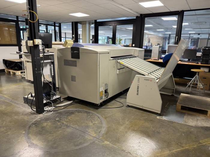 Screen PT R 8600 S Pic 3
