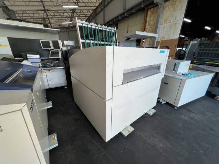 Screen PT R 8900 CTP with MA L8900 Autoloader Pic 6