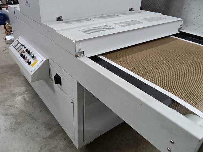 Seria Clampshell Semi Auto Spot UV Printing Line (1988 Pic 4
