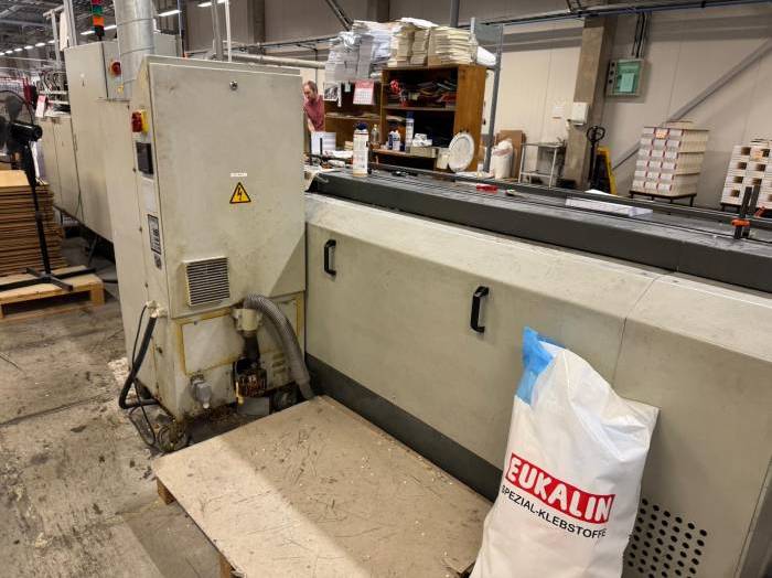 Sigloch BBL 30 Back Gluing Line Pic 12