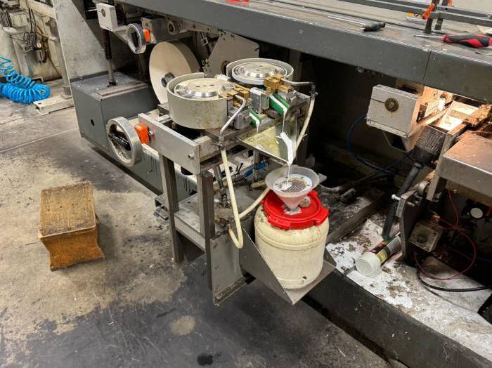 Sigloch BBL 30 Back Gluing Line Pic 4