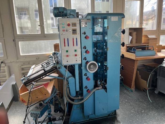 TMF N 10 Collator Pic 1
