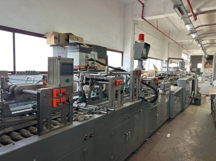 WFD 350 bag making machine Pic 13