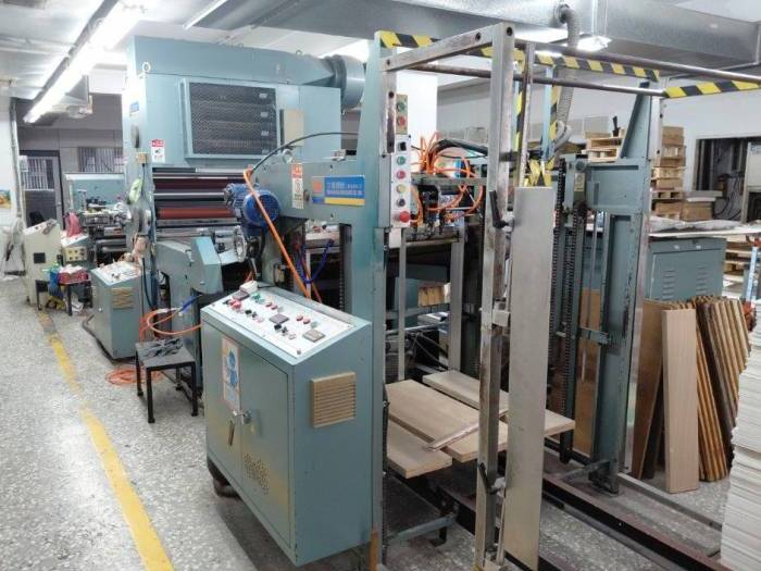 Wen Chyuan Automatic suction feeder Pic 1