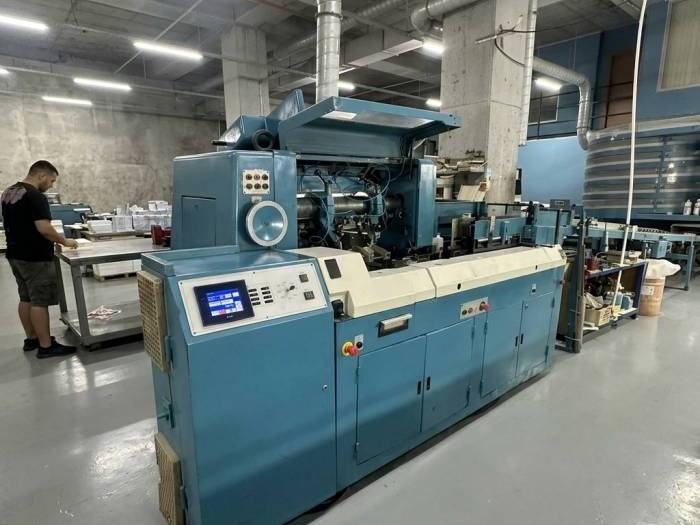 Wohlenberg 7010 Sprinter Gathering and Perfect Binding Pic 8