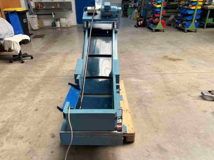 Wohlenberg - Paper chip conveyor belt Pic 1