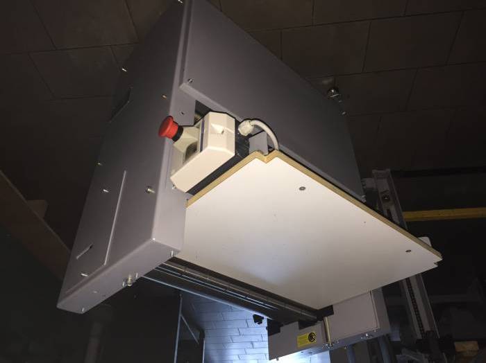 Zechini Glue machine Pic 3